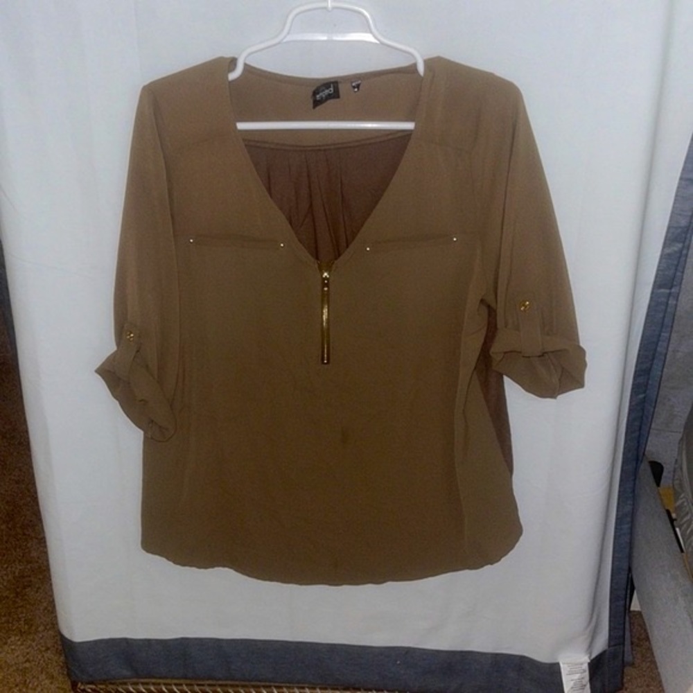 Casual quarter sleeve shirt